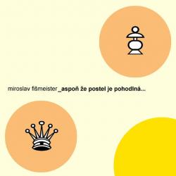 Aspoň že postel je pohodlná